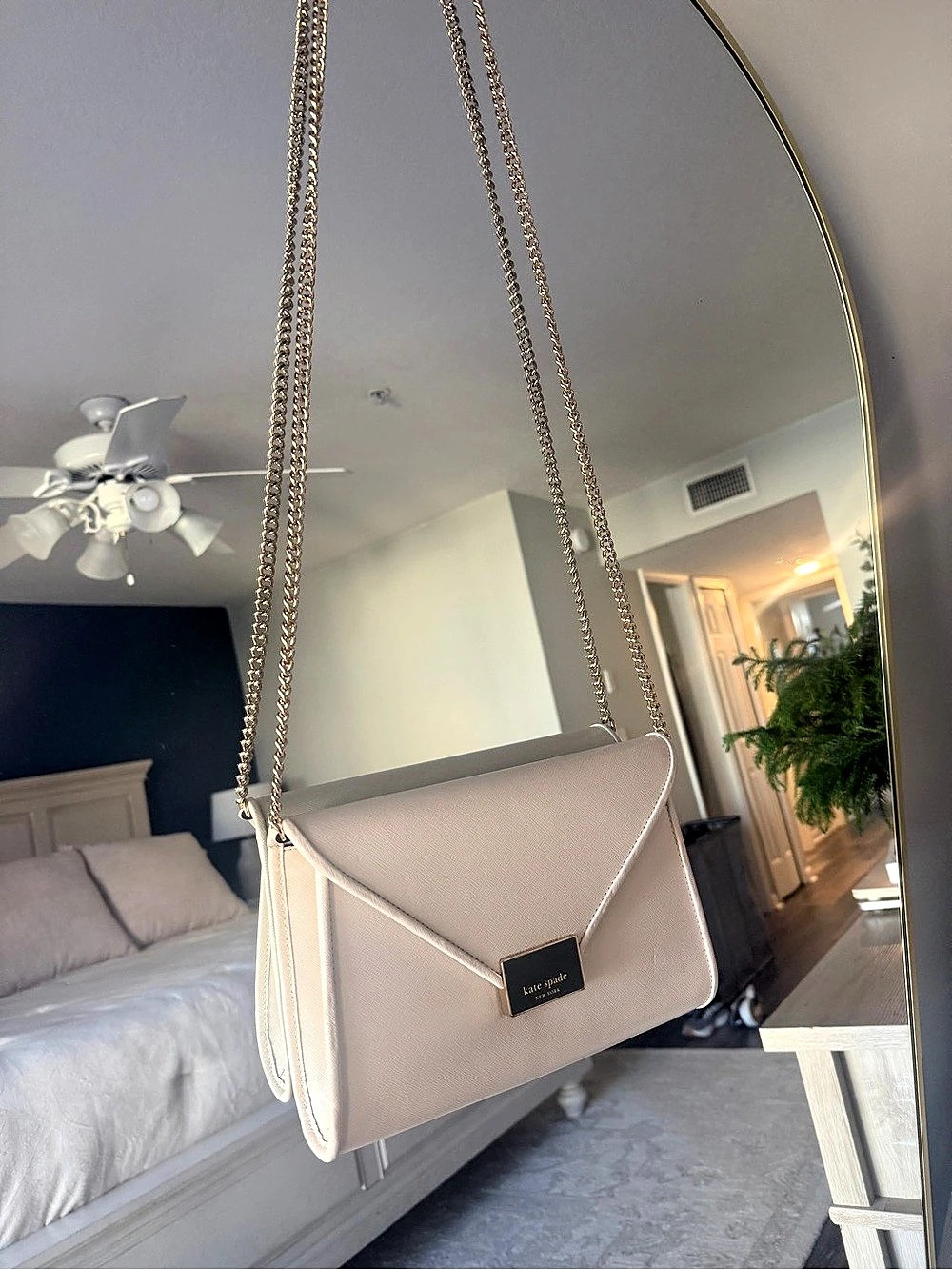 Kate Spade Crossbody Bag in White